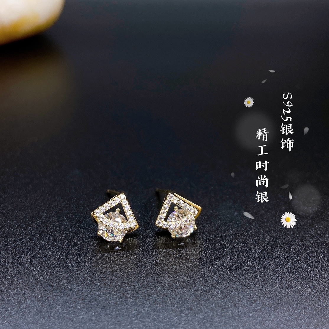 s925纯银耳钉闪亮银饰百搭时尚-073